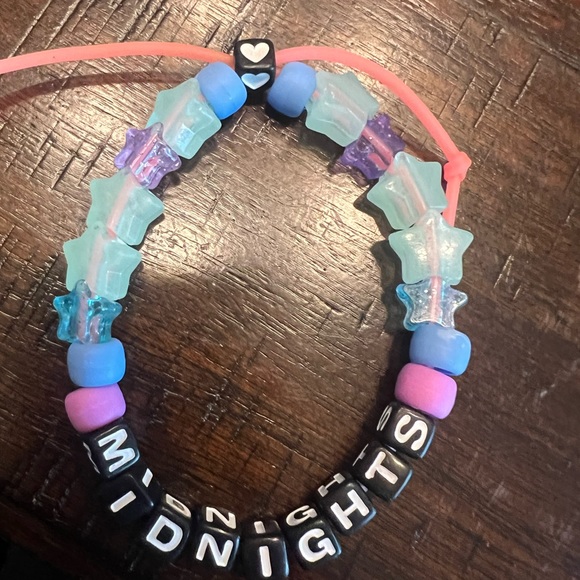 (10 pack, adjustable) Taylor Swift Eras Tour Friendship Bracelets - Picture 5 of 16